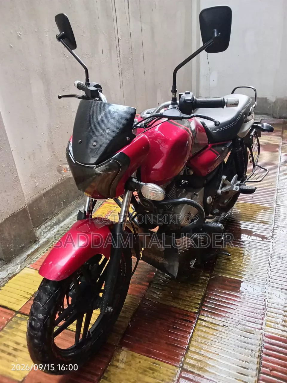 Bajaj V15 2018 Red