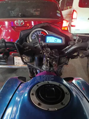 Hero Hero Hunk 150R Dual Disc ABS 2021 Blue