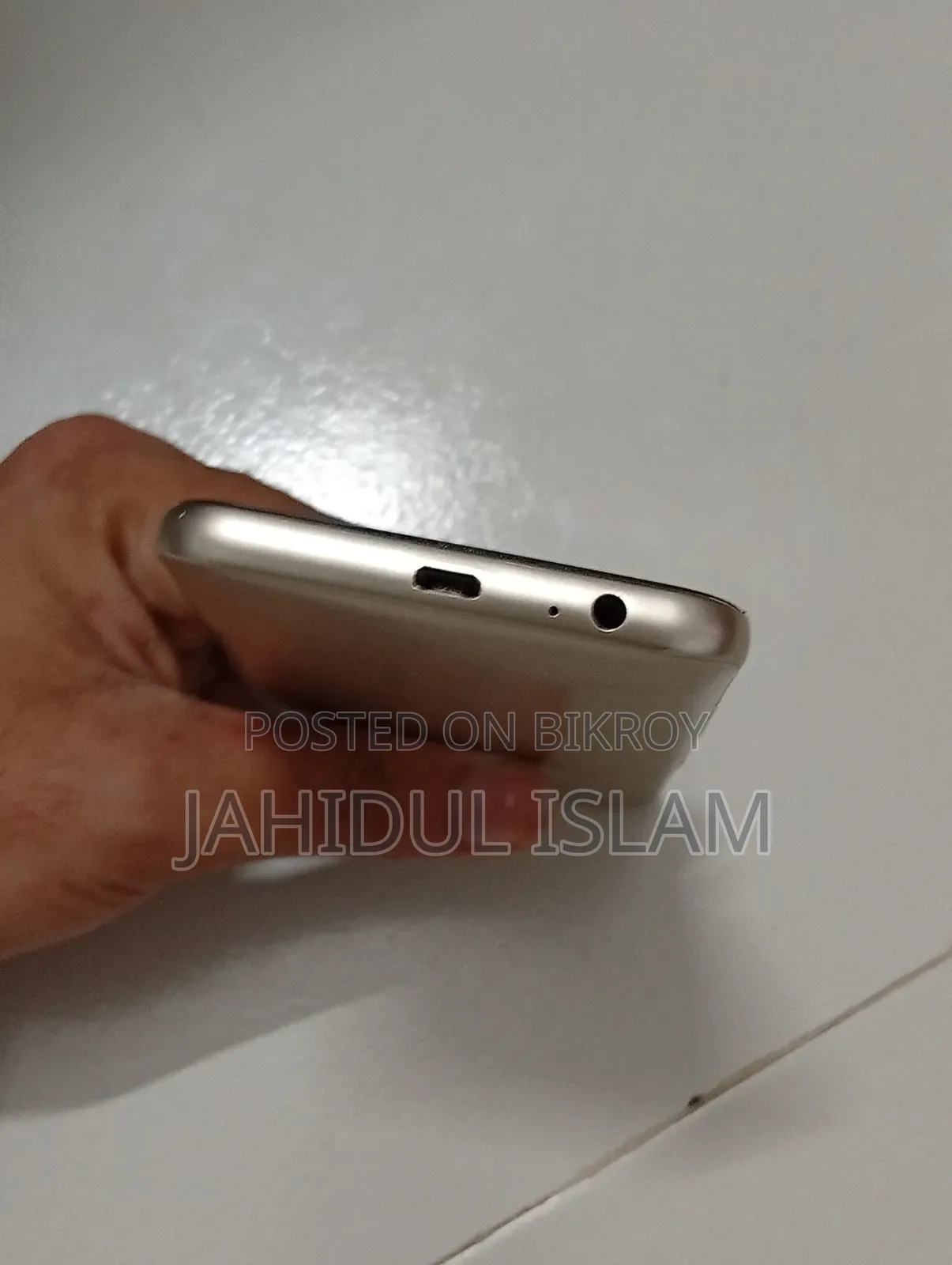 স্যামসাং গ্যালাক্সি জে৬ ৬৪ জিবি গোল্ড