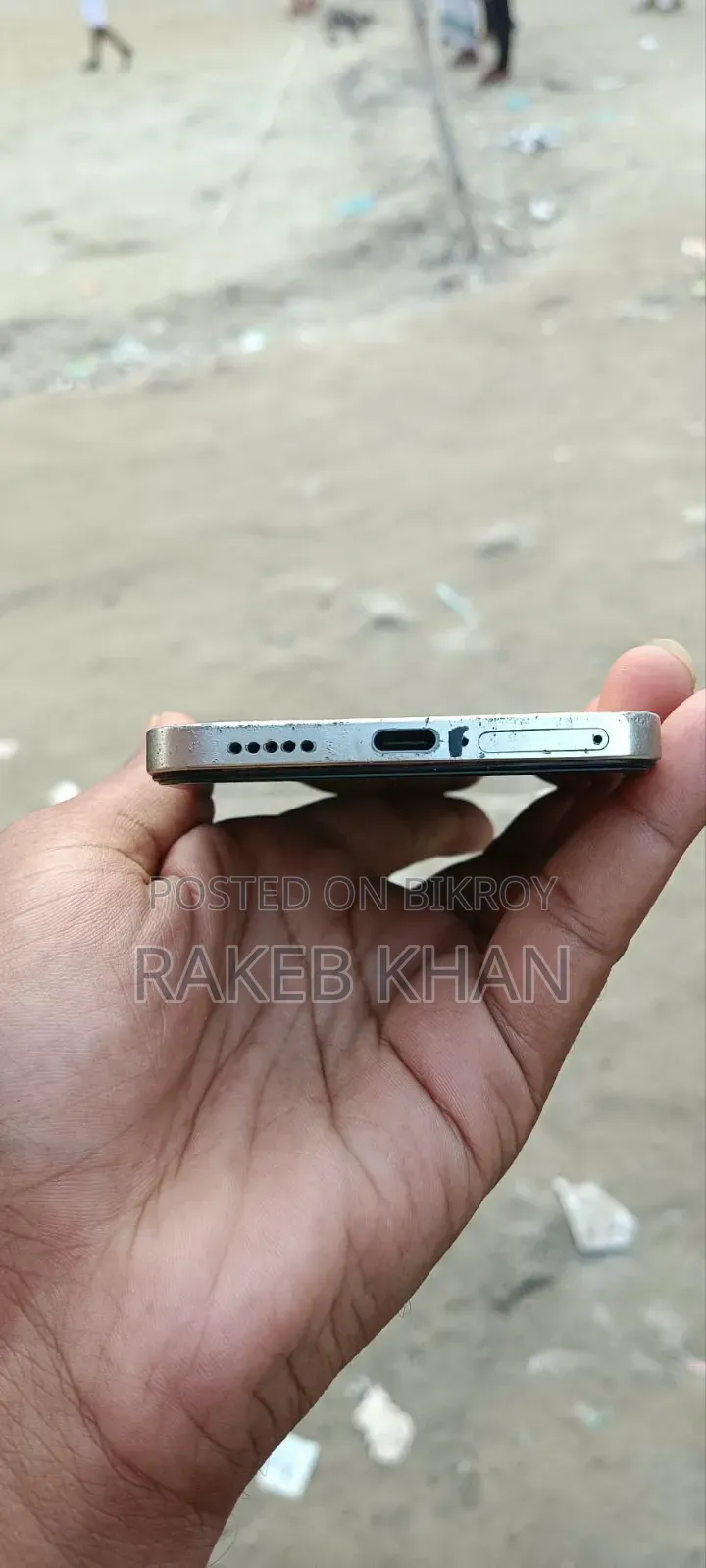 Vivo V25e 128 GB Gold
