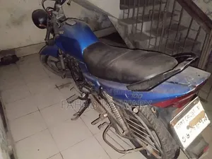 রানার বুলেট ১০০ ২০১৮ নীল