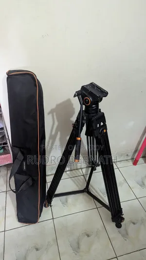 K F Concept VA18 Professional Video Tripod (Used)
