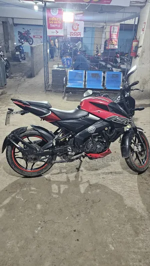 Bajaj Pulsar NS 160 2018 Red