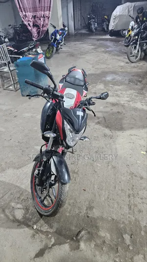 Bajaj Pulsar NS 160 2018 Red