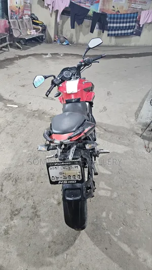 Bajaj Pulsar NS 160 2018 Red