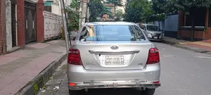 টয়োটা এক্সিও ২০১৬ সিলভার