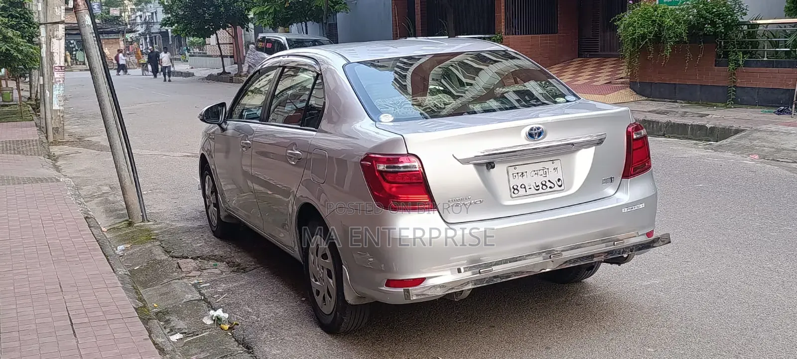 টয়োটা এক্সিও ২০১৬ সিলভার