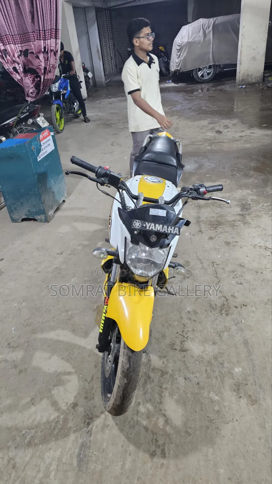 Yamaha FZ 2012 Yellow