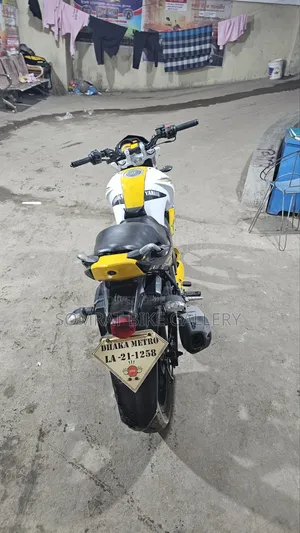 Yamaha FZ 2012 Yellow