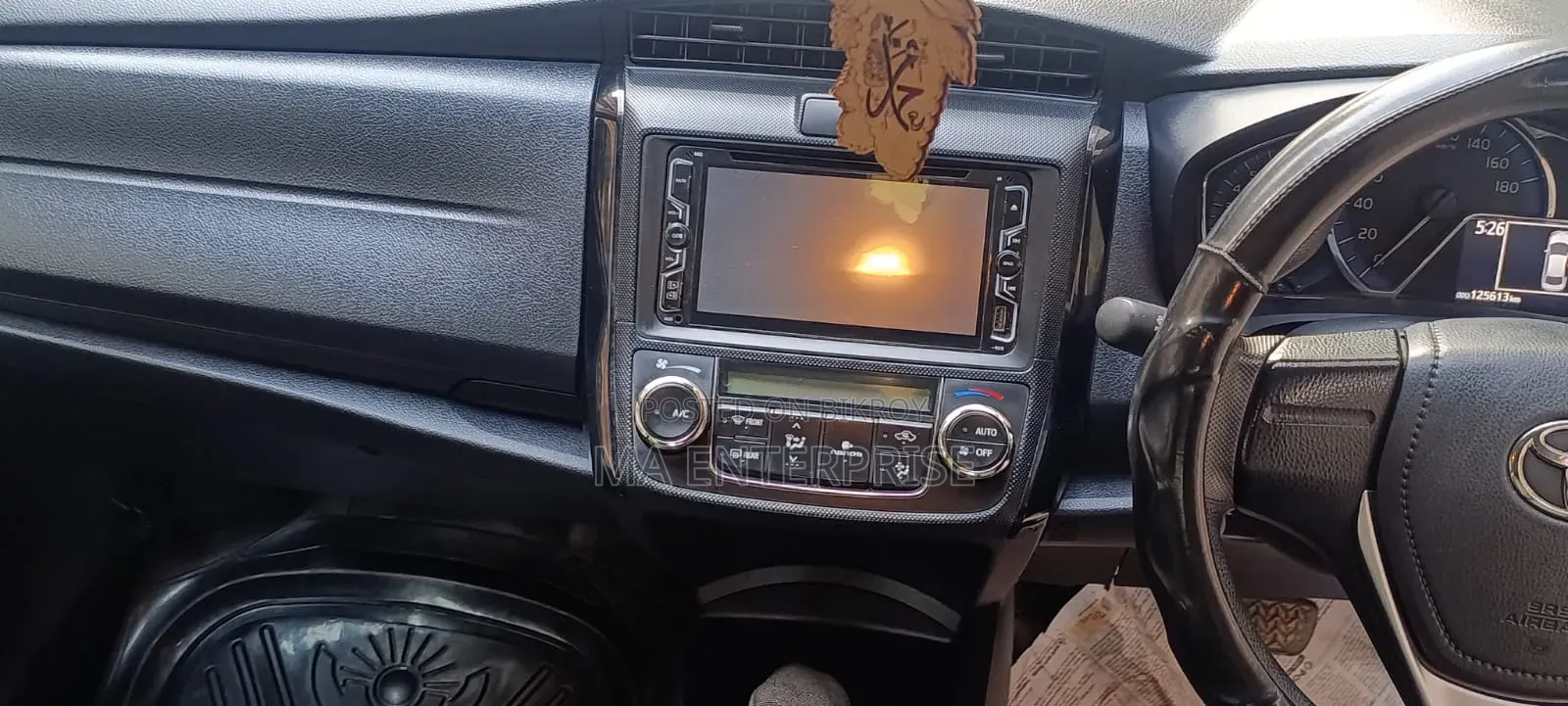 টয়োটা এক্সিও ২০১৬ সিলভার