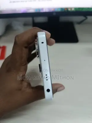 শাওমি রেডমি নোট ১৩ প্রো ৫জি ৫১২ জিবি হোয়াইট
