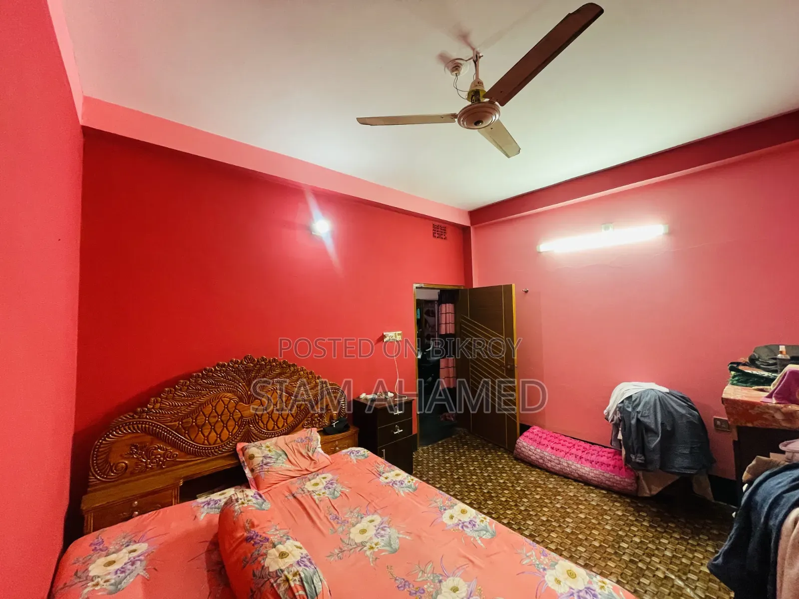 গোদাগাড়ীতে সাজানো ৪-বেডরুমের বাড়ি বিক্রির জন্য