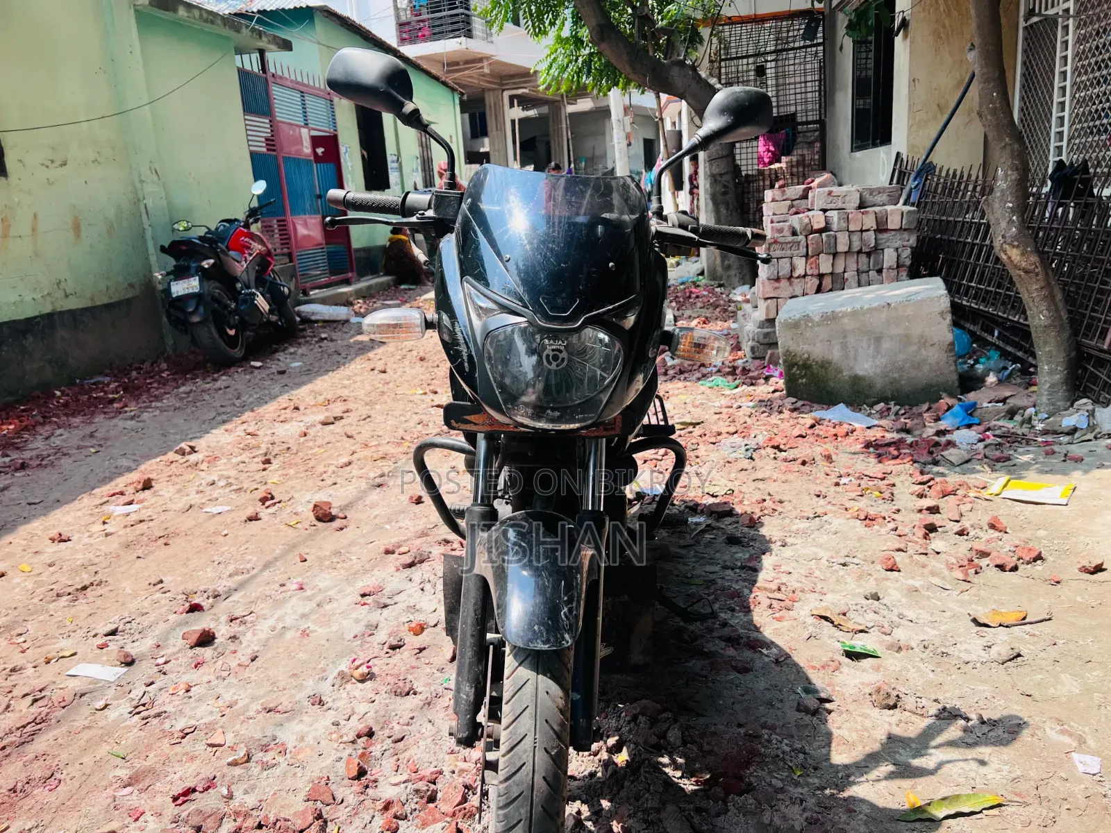 বাজাজ পালসার ১৫০ ২০১১ ব্ল্যাক