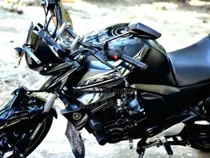 Yamaha FZS V2 2024 Black