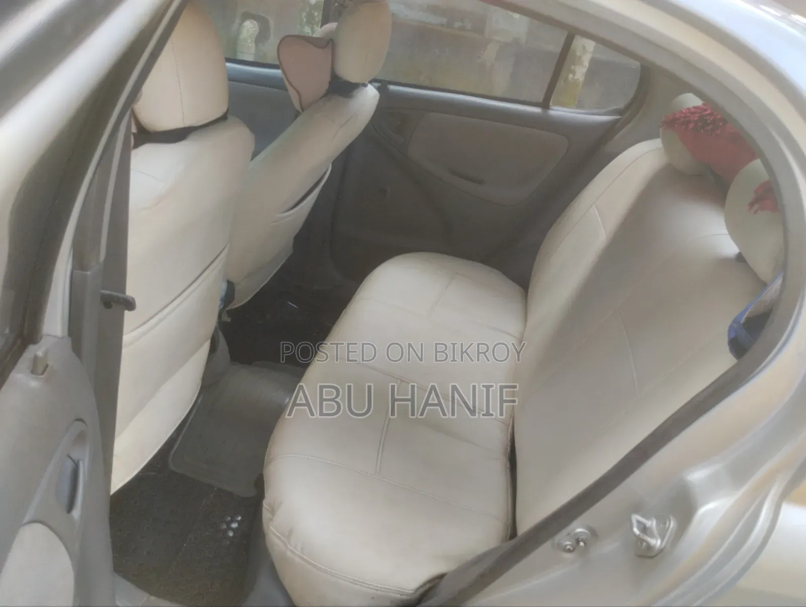 Toyota Platz 2001 Silver