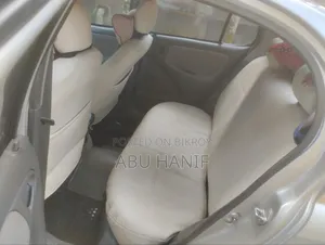 Toyota Platz 2001 Silver