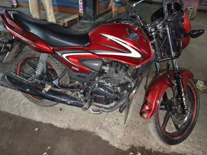 Honda CB 2017 Red