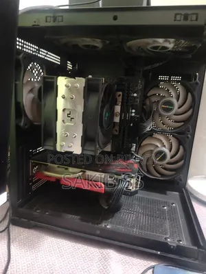 Desktop Computer Microsoft 16GB AMD Ryzen 7 HDD+SSD 700GB