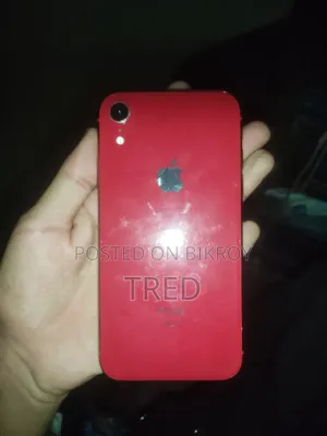 Apple iPhone XR 64 GB Red