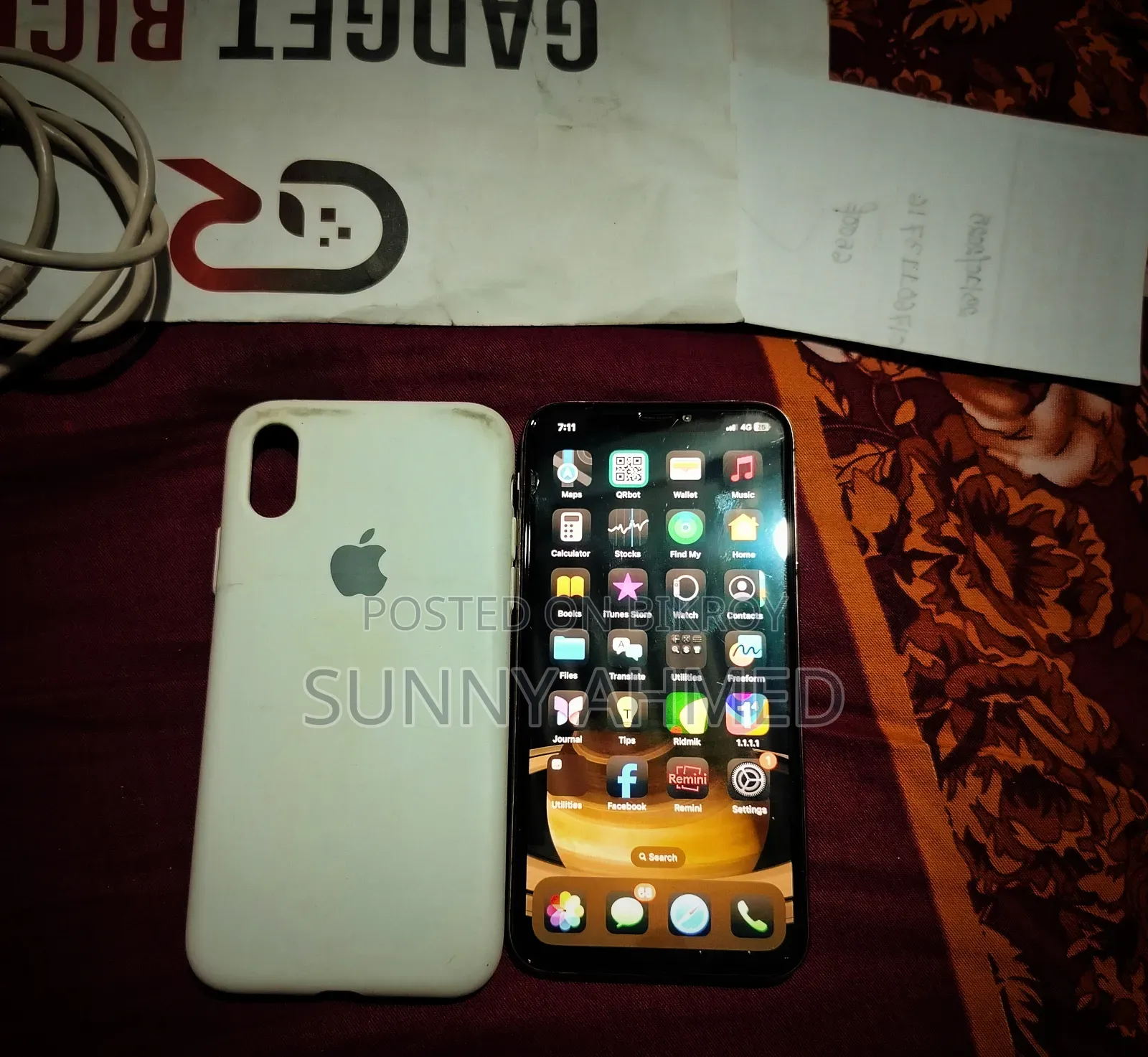 অ্যাপল আইফোন এক্সএস ৬৪ জিবি গোল্ড