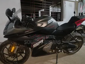 CFMoto 300SR 2025 Black