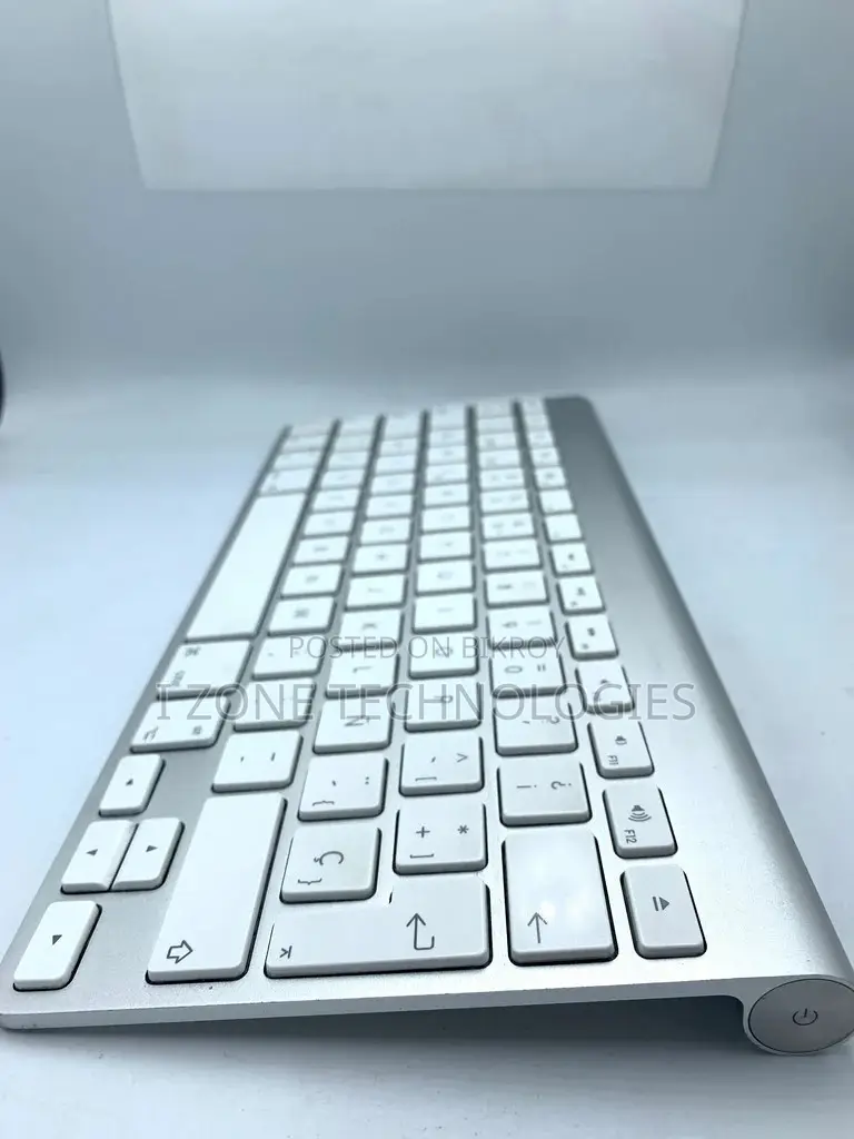 Apple Magic Keyboard (Model 1) – Classic Apple Keyboard