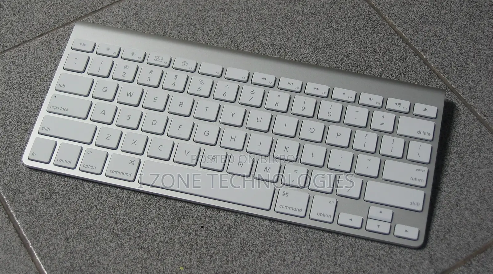 Apple Magic Keyboard (Model 1) – Classic Apple Keyboard