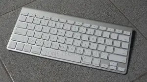 Apple Magic Keyboard (Model 1) – Classic Apple Keyboard