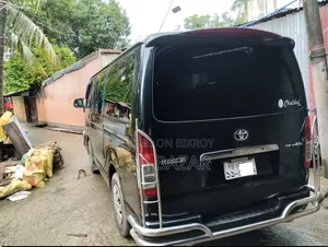 Toyota HiAce 2007 Black