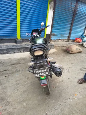হিরো হাংক ২০১৪ গ্রে