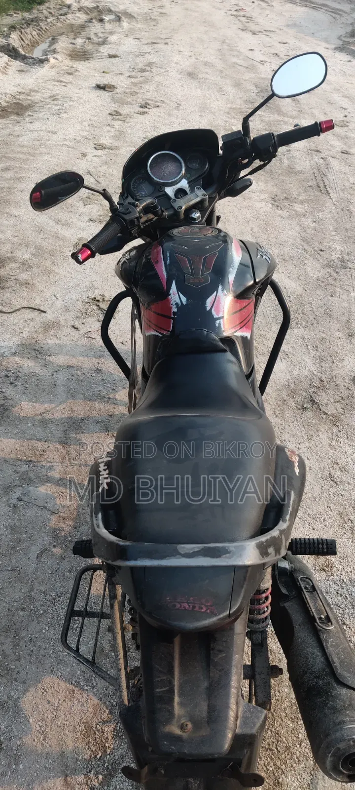 Hero Hunk 2011 Black