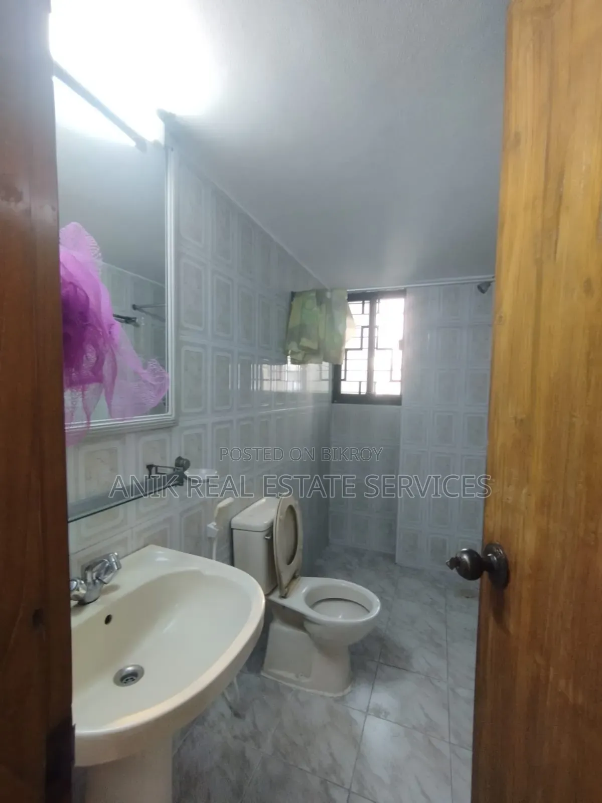 2750 SFT Semi Furnished Flat Rent for Gulshan