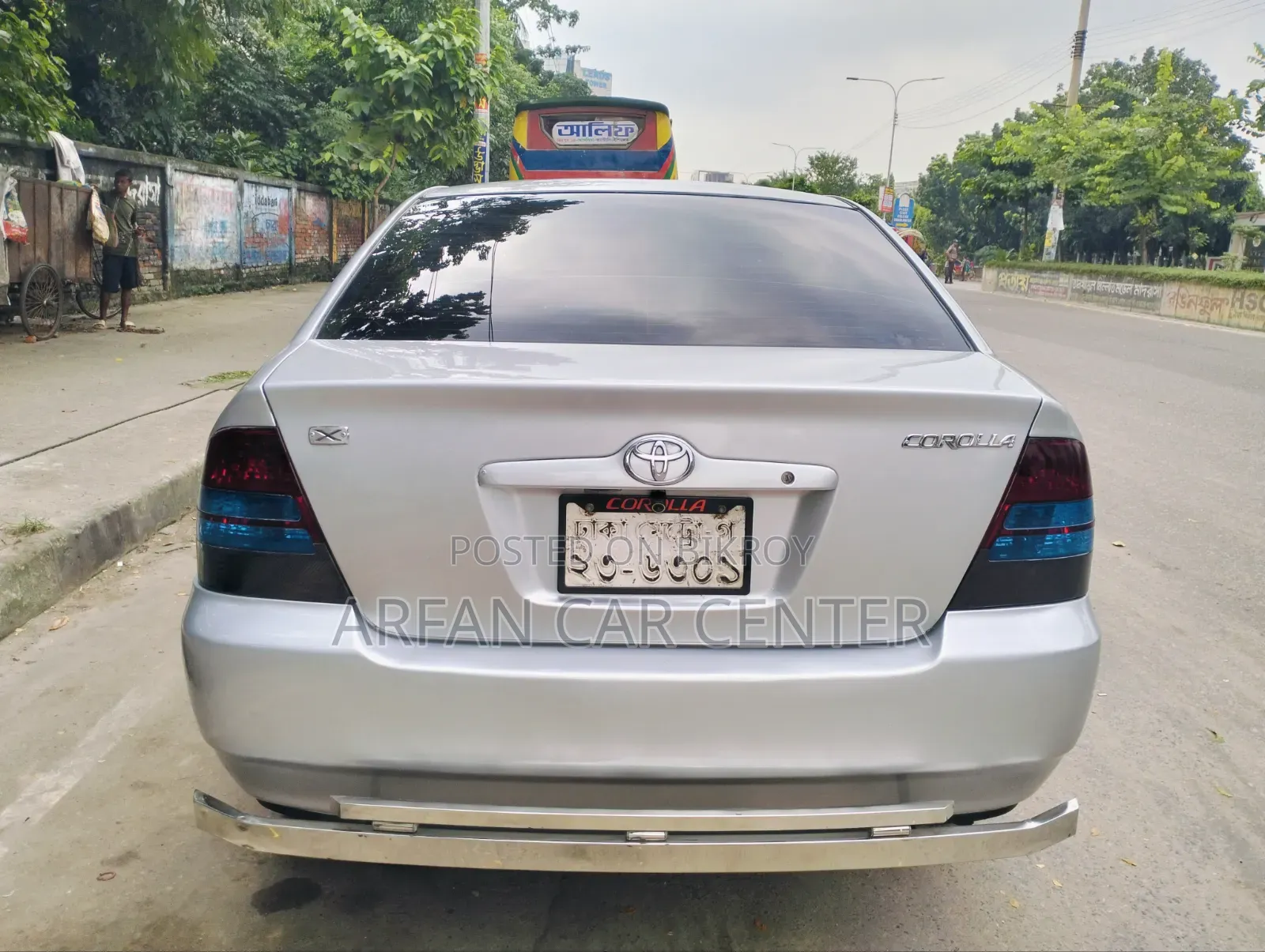 টয়োটা করোল্লা সেডান ২০০৩ সিলভার