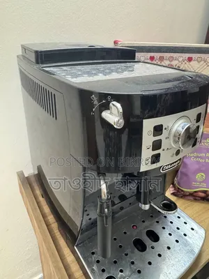 DeLonghi Magnifica S Coffee Machine