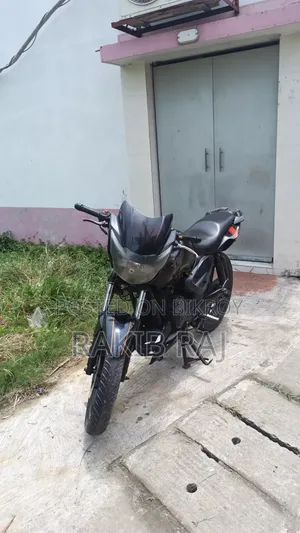 TVS Apache RTR 160 2V 2010 Black