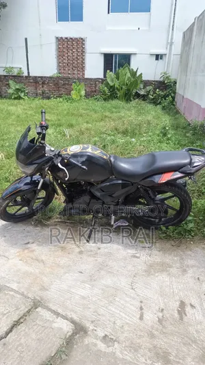 TVS Apache RTR 160 2V 2010 Black