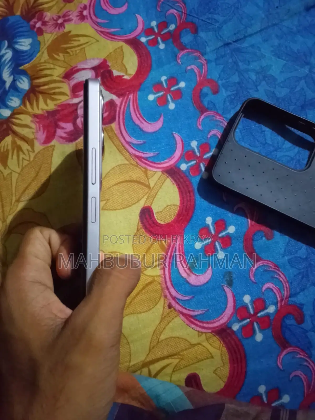 Vivo Y19s 128 GB Silver