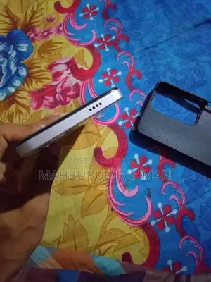 Vivo Y19s 128 GB Silver