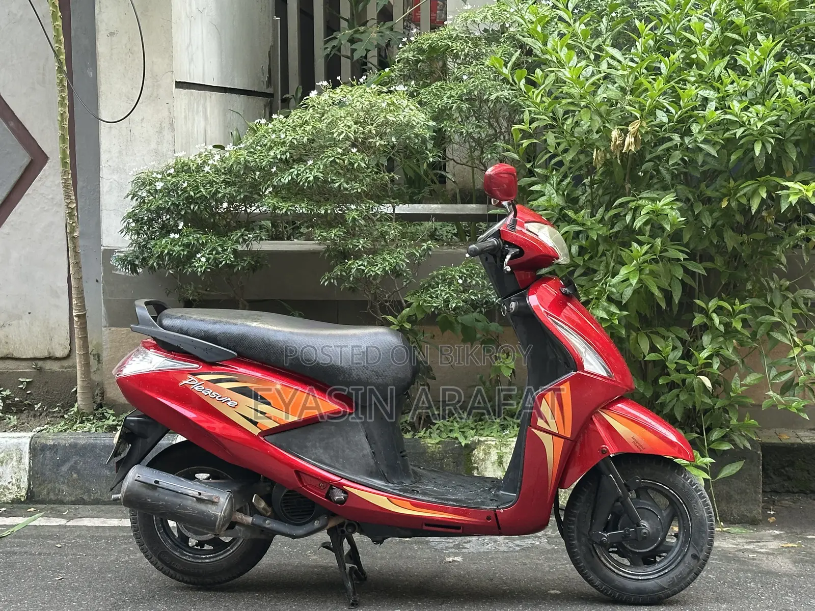 হিরো প্লেজার+ ২০১৯ রেড