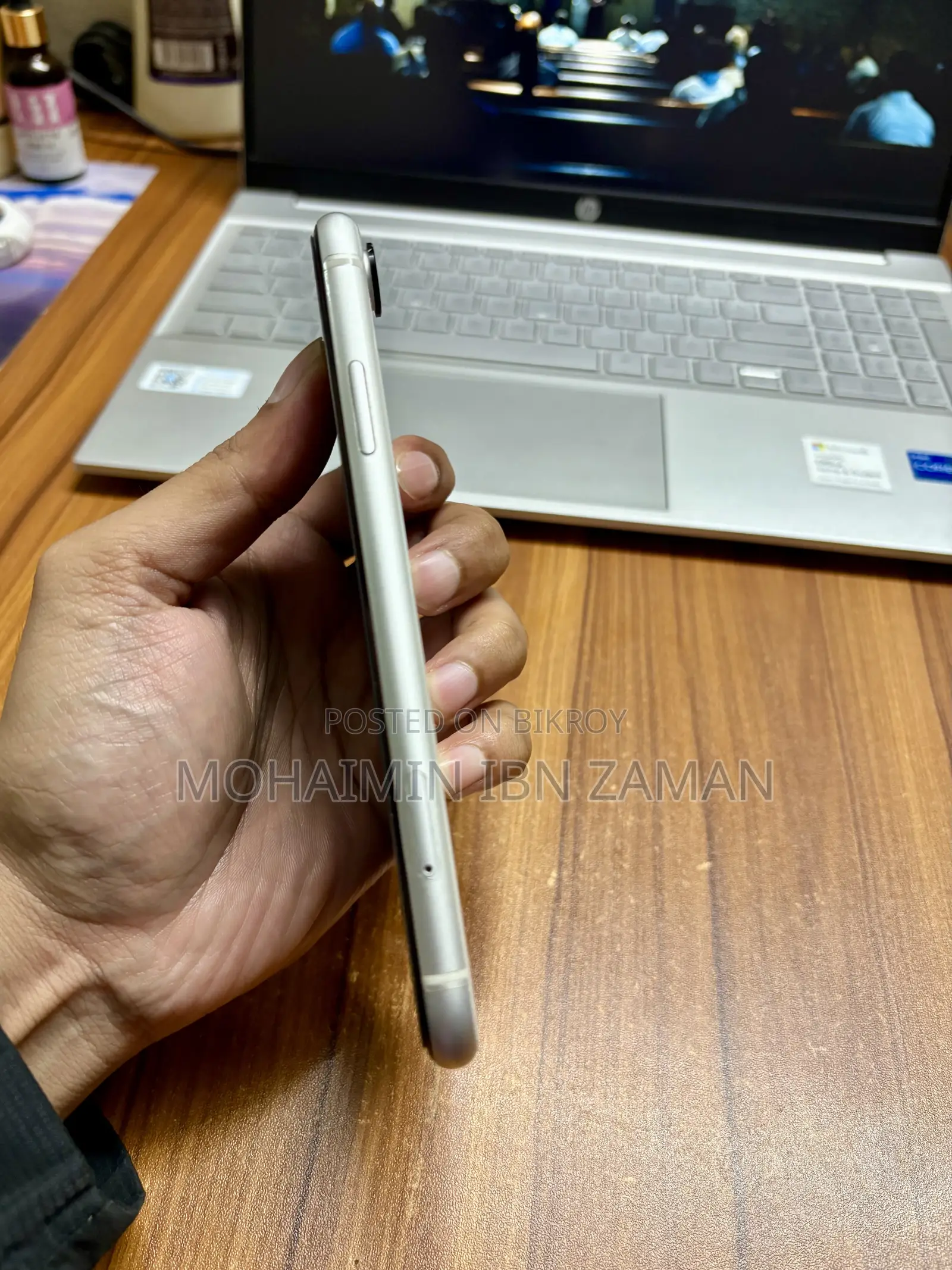 অ্যাপল আইফোন এক্সআর ২৫৬ জিবি সাদা