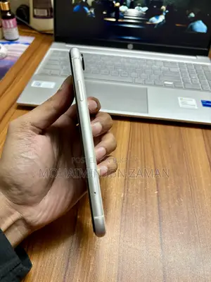 অ্যাপল আইফোন এক্সআর ২৫৬ জিবি সাদা