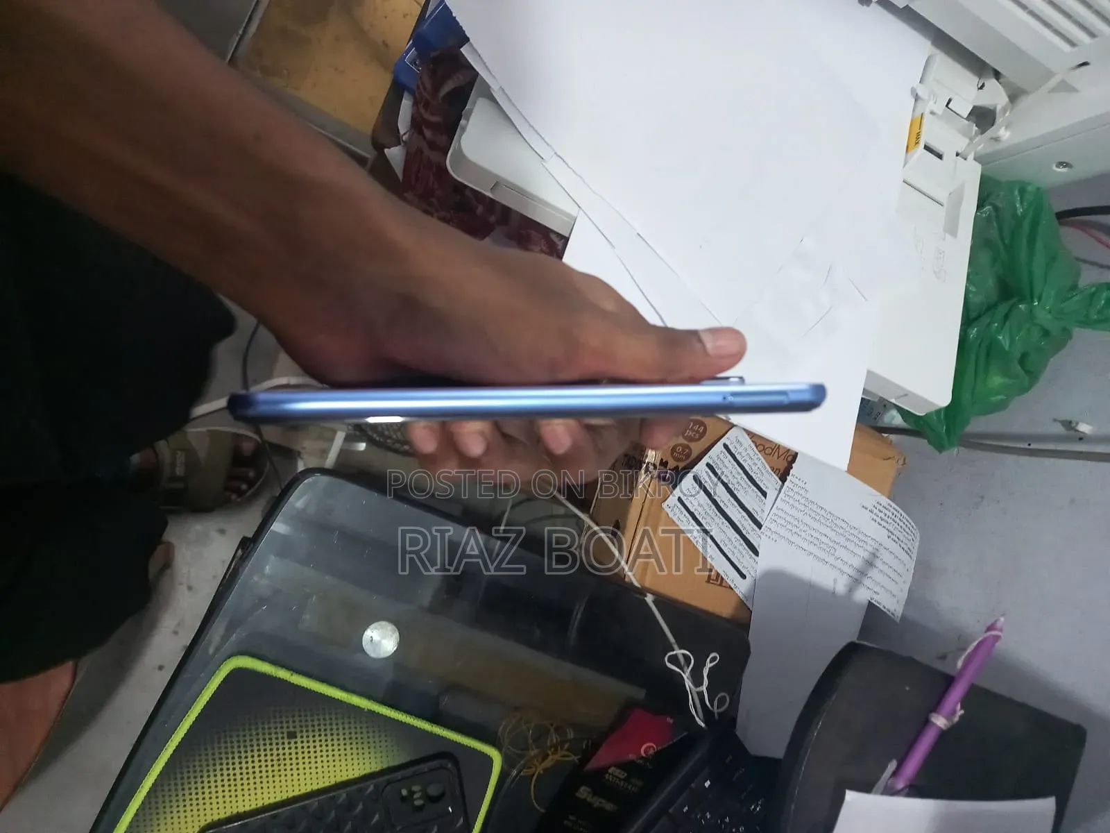 Vivo V21e 128 GB Blue