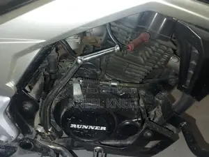 Runner Turbo V2 2022 Black