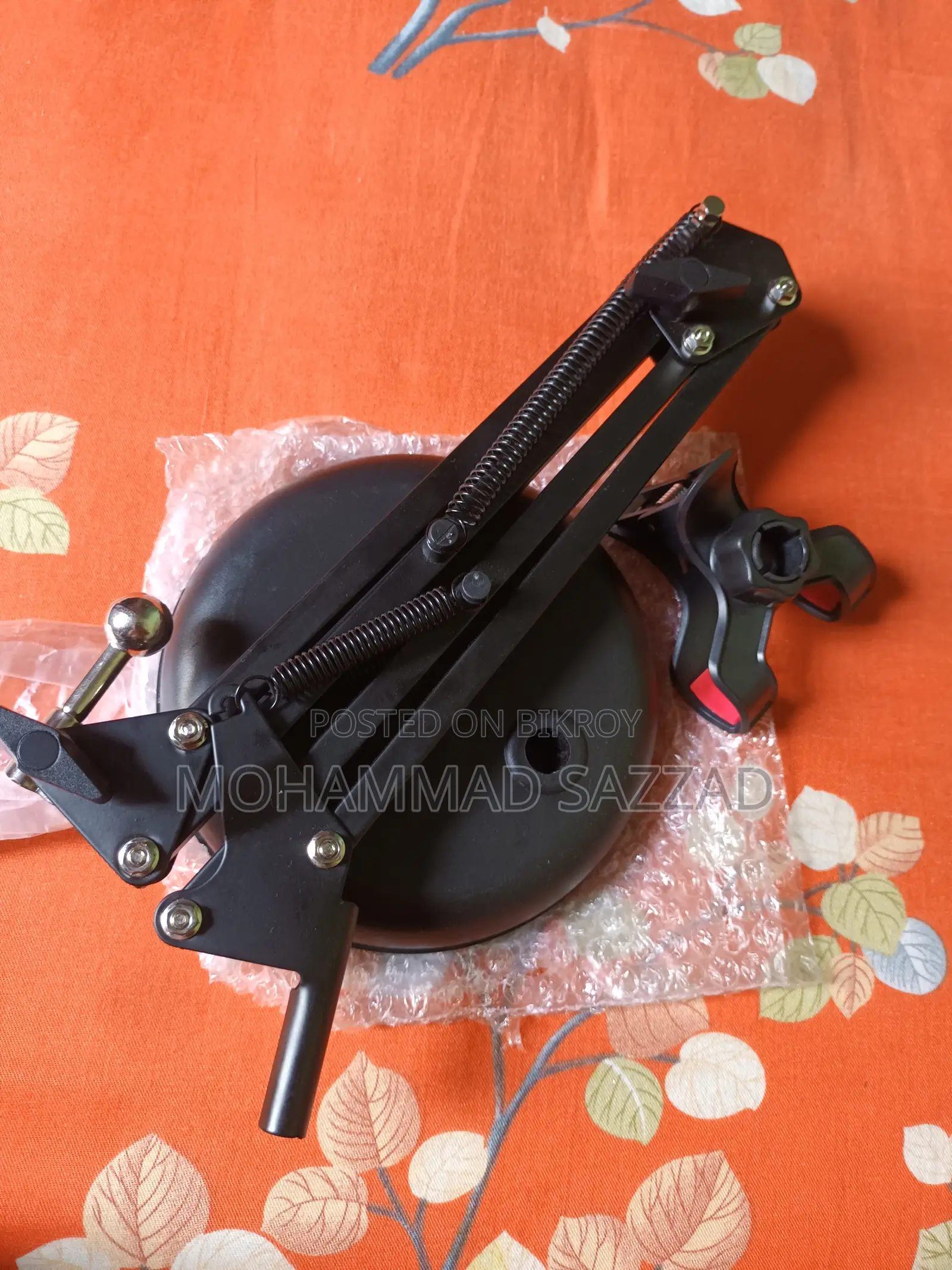 মোবাইল হোল্ডার ট্রাইপড