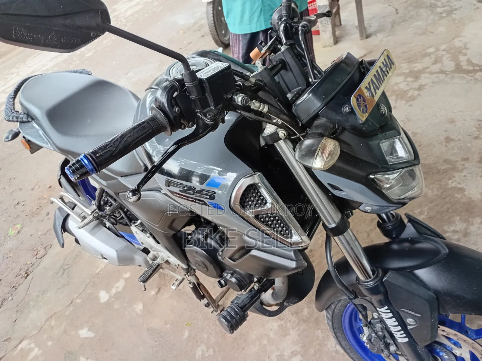 ইয়ামাহা এফজেডএস ভি৩ ২০২৩ গ্রে