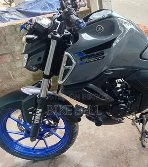 ইয়ামাহা এফজেডএস ভি৩ ২০২৩ গ্রে