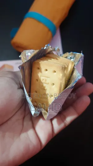ফর্টিফাইড বিস্কুট ৫০ গ্রাম ২০ পিস