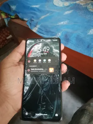 রিয়েলমি ১০ প্রো ১২৮ জিবি কালো