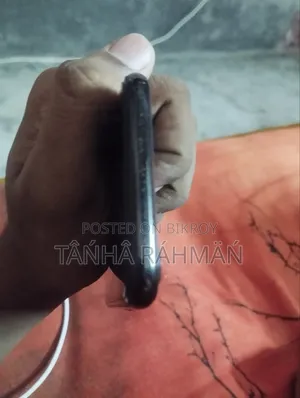 অ্যাপল আইফোন এক্স ২৫৬ জিবি ব্ল্যাক