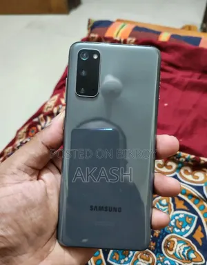 Samsung Galaxy S20 128 GB Gray